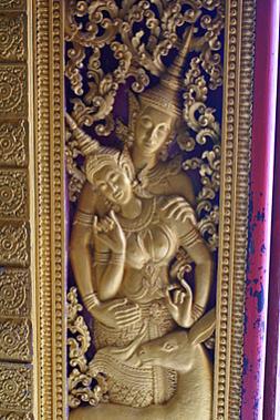 Name:  DSC00102 Vat Xieng Thong-1.jpg
Views: 1691
Size:  30.2 KB