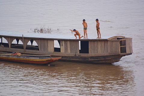 Name:  DSC00369-1.jpg
Views: 1796
Size:  24.2 KB