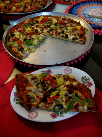 Name:  Pizza 011.jpg
Views: 1883
Size:  45.8 KB