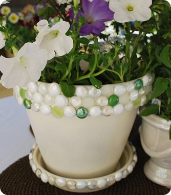 Name:  single-20jeweled-20white-20planter-thumb-5b3-5d.jpg
Views: 4601
Size:  45.5 KB