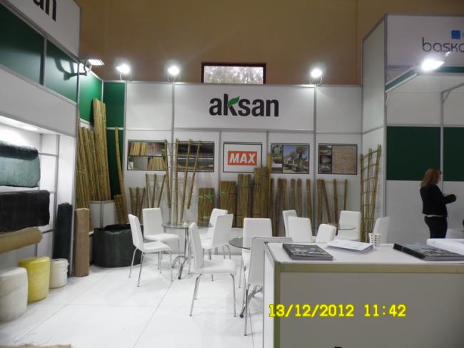 Name:  019.jpg
Views: 847
Size:  37.1 KB