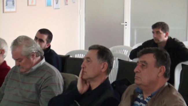 Name:  00051.MTS_000506772.jpg
Views: 962
Size:  22.1 KB