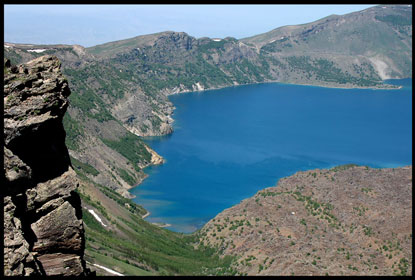 Name:  nemrut3.jpg
Views: 554
Size:  36.7 KB