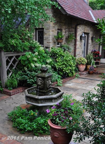 Name:  13_Lion_fountain_&_patio.jpg
Views: 4849
Size:  67.6 KB
