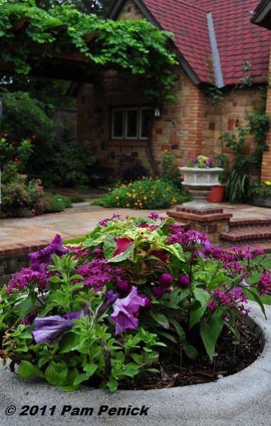 Name:  11_Potted_annuals_&_arbor.jpg
Views: 4774
Size:  50.6 KB