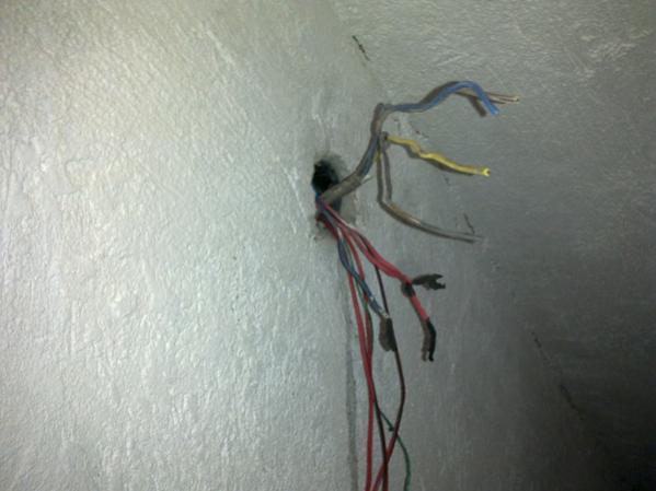 Name:  07052012349.jpg
Views: 4896
Size:  31.7 KB
