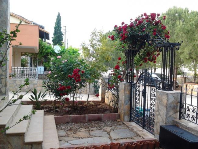Name:  entrance.jpg
Views: 47609
Size:  67.6 KB
