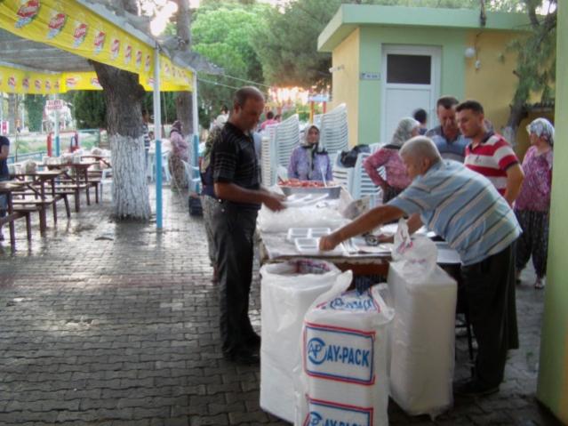 Name:  Belen de iftar (2) [640x480].jpg
Views: 596
Size:  50.7 KB