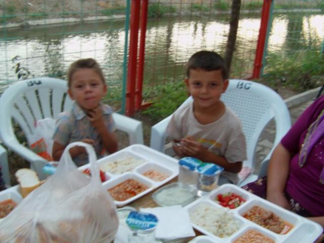Name:  Belen de iftar (49) [640x480].jpg
Views: 585
Size:  45.0 KB