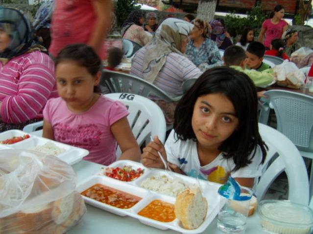 Name:  Belen de iftar (41) [640x480].jpg
Views: 590
Size:  47.7 KB