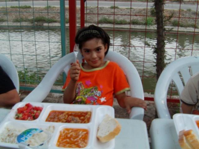Name:  Belen de iftar (46) [640x480].jpg
Views: 551
Size:  44.3 KB