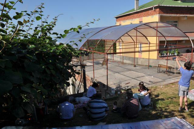 Name:  19Haziran2012-sera kuruluyor13.jpg
Views: 9942
Size:  51.7 KB