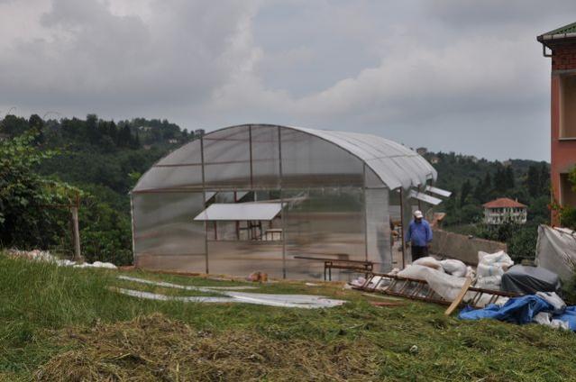 Name:  27Haziran2012-sera kuruluyor27.jpg
Views: 13063
Size:  40.3 KB