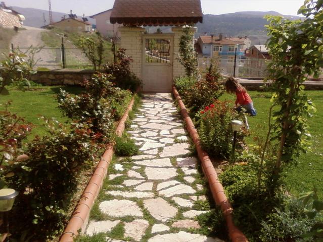 Name:  teyzemin bahesi 064.jpg
Views: 2665
Size:  71.3 KB