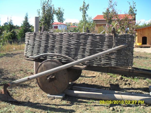 Name:  040.jpg
Views: 1317
Size:  71.4 KB