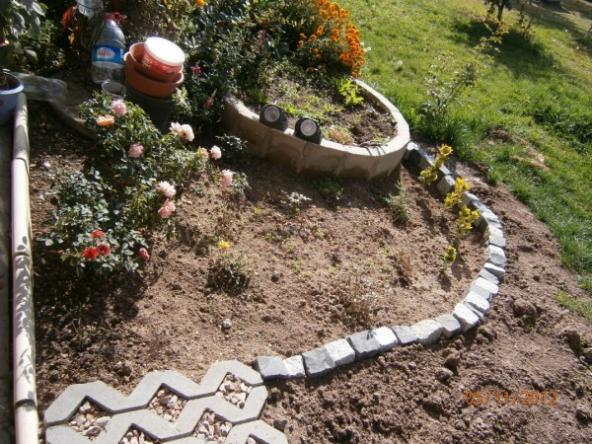 Name:  PB050312 (600 x 450).jpg
Views: 1466
Size:  70.3 KB