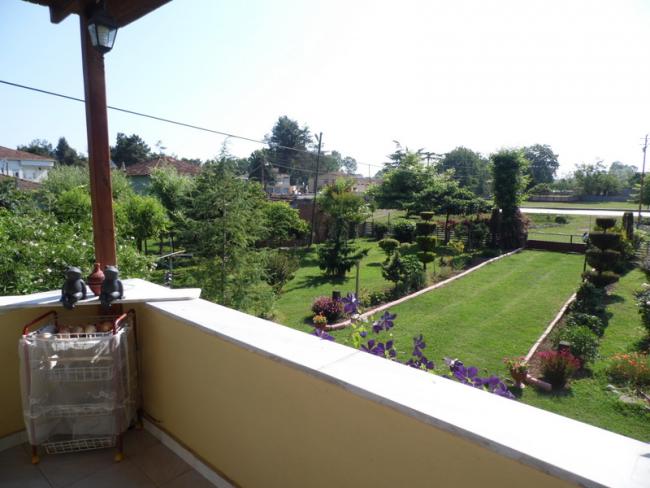 Name:  172-229.jpg
Views: 1059
Size:  45.5 KB
